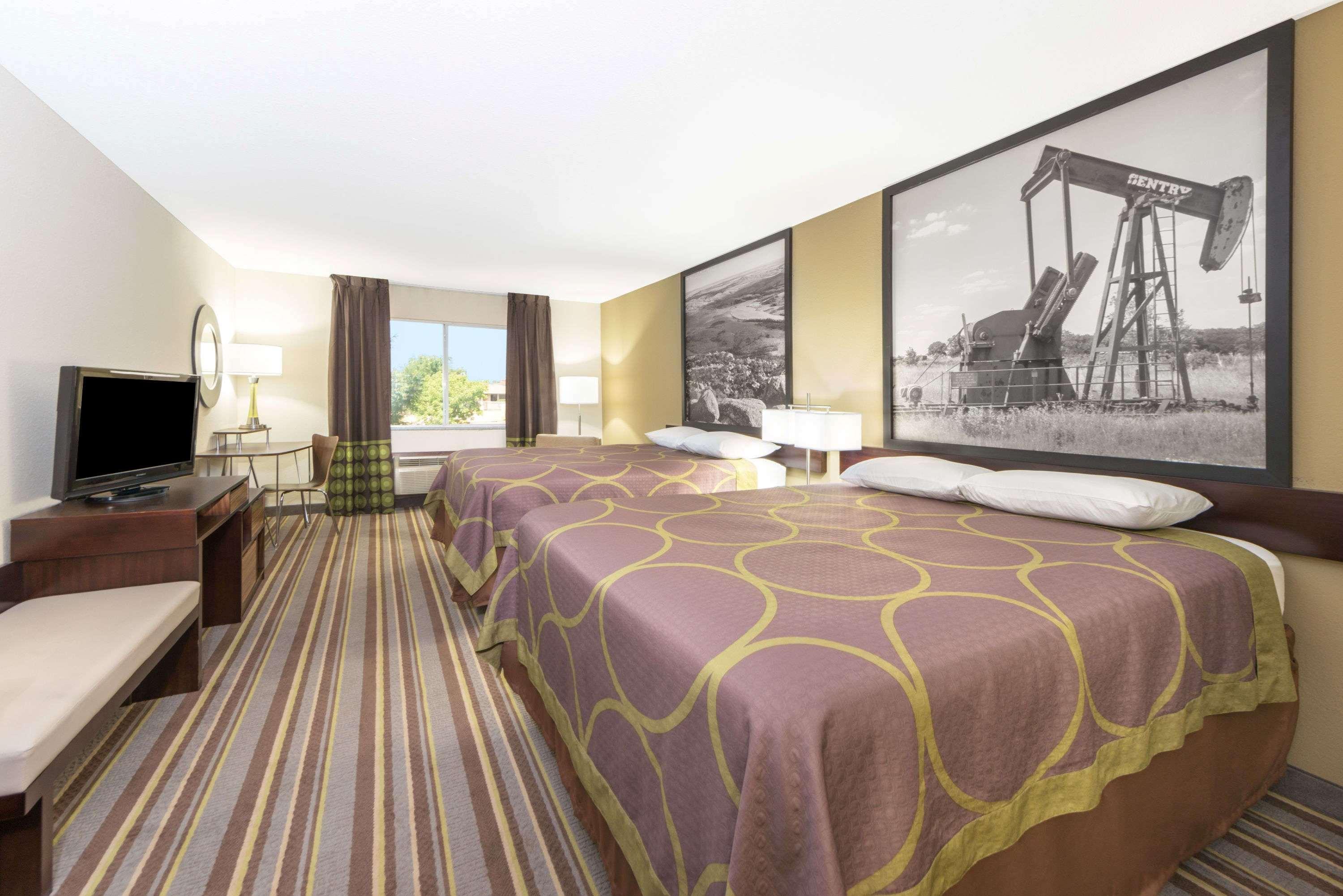 Hotel Super 8 By Wyndham Perry Exterior foto